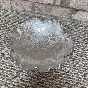 NEW Fete Home Silver Leaf Bowl Home Decor